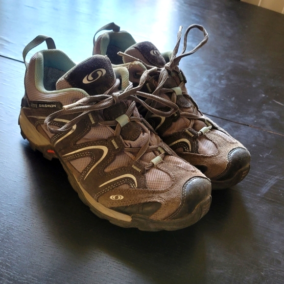 Salomon Shoes - Salomon Women's Hiking Trail Shoes Size 8